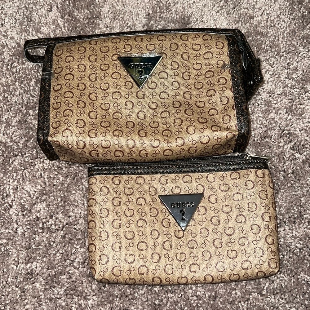 Guess small make up bag